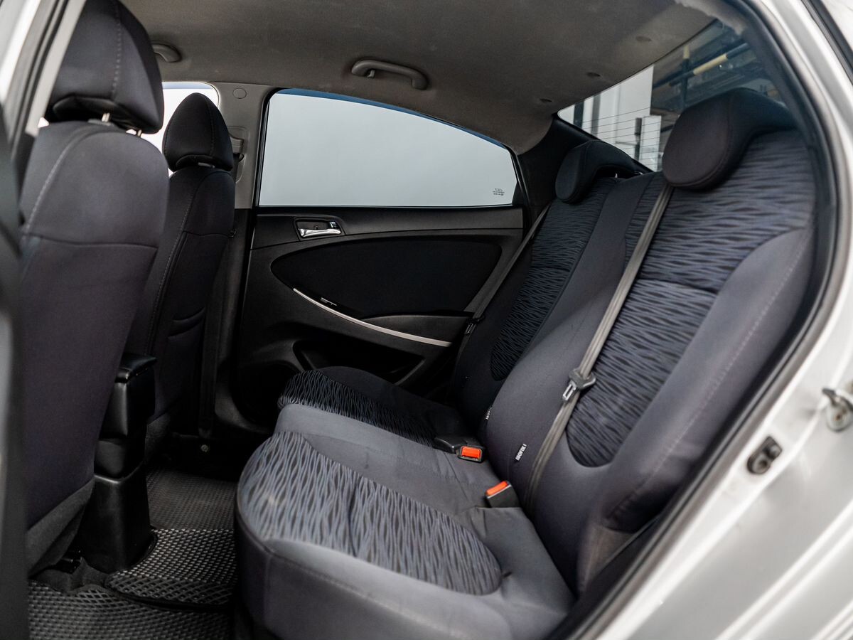 Hyundai Solaris 2016 - фото автомобиля