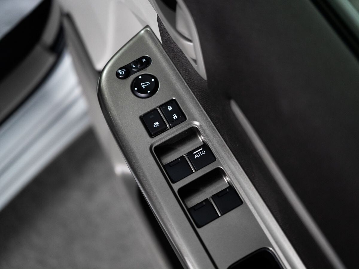 Honda Stepwgn 2017 - фото автомобиля