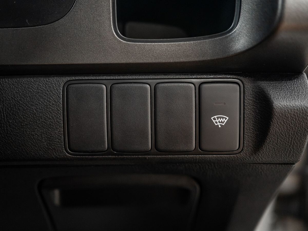 Honda Stream 2012 - фото автомобиля