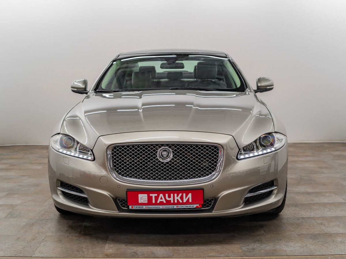 Jaguar XJ 2013 - фото автомобиля