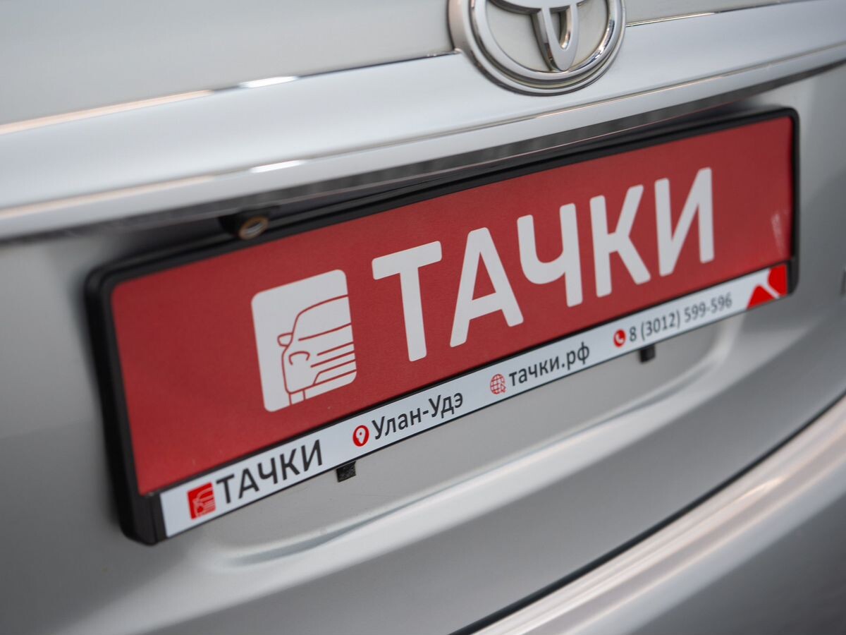 Toyota Corolla Axio 2010 - фото автомобиля