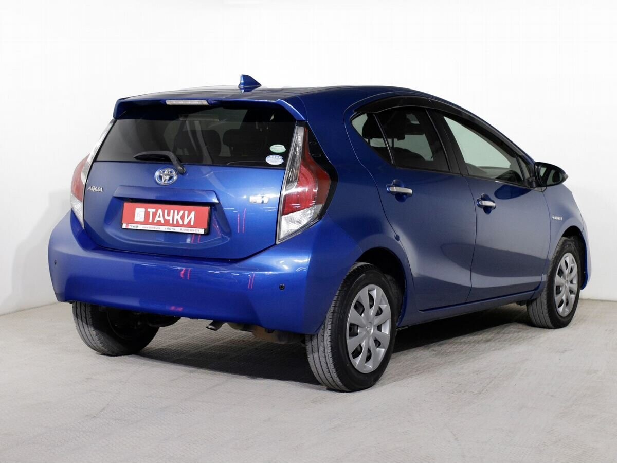 Toyota Aqua 2015 - фото автомобиля