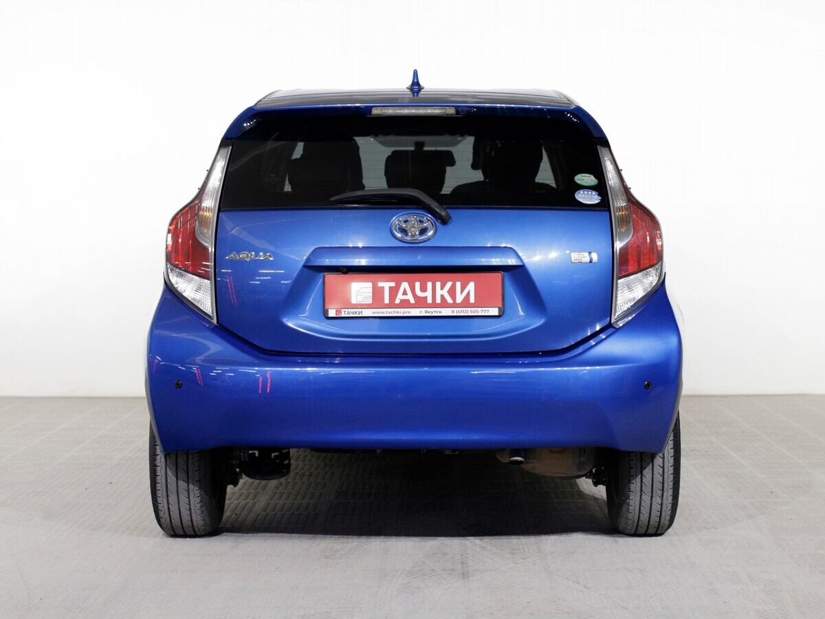 Toyota Aqua 2015 - фото автомобиля