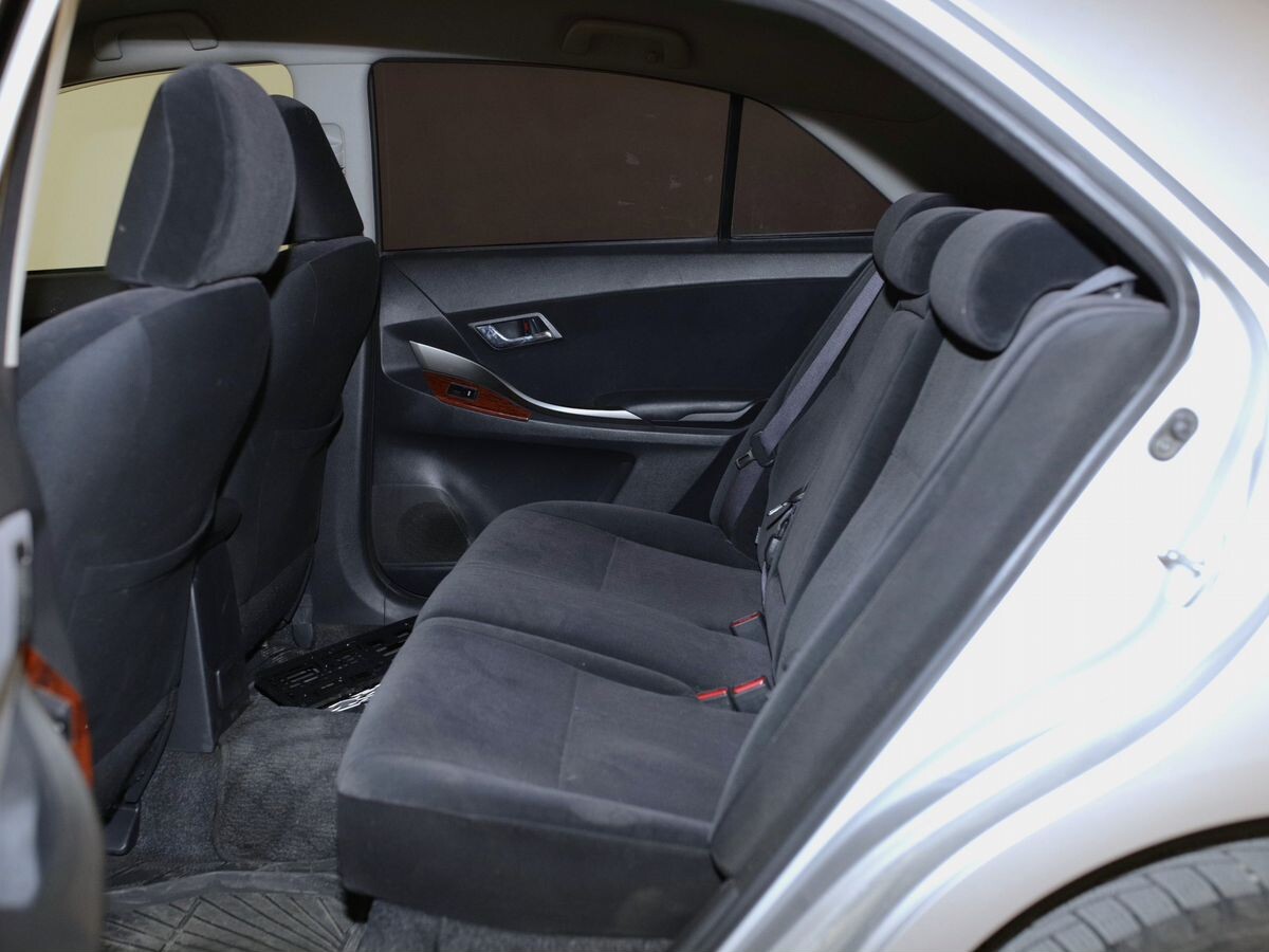 Toyota Premio 2010 - фото автомобиля