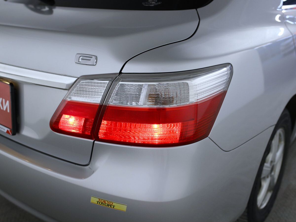 Toyota Premio 2010 - фото автомобиля