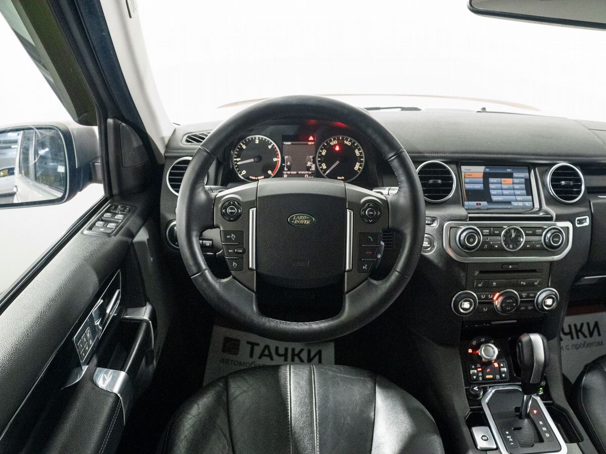 Land Rover Discovery 2010 - фото автомобиля