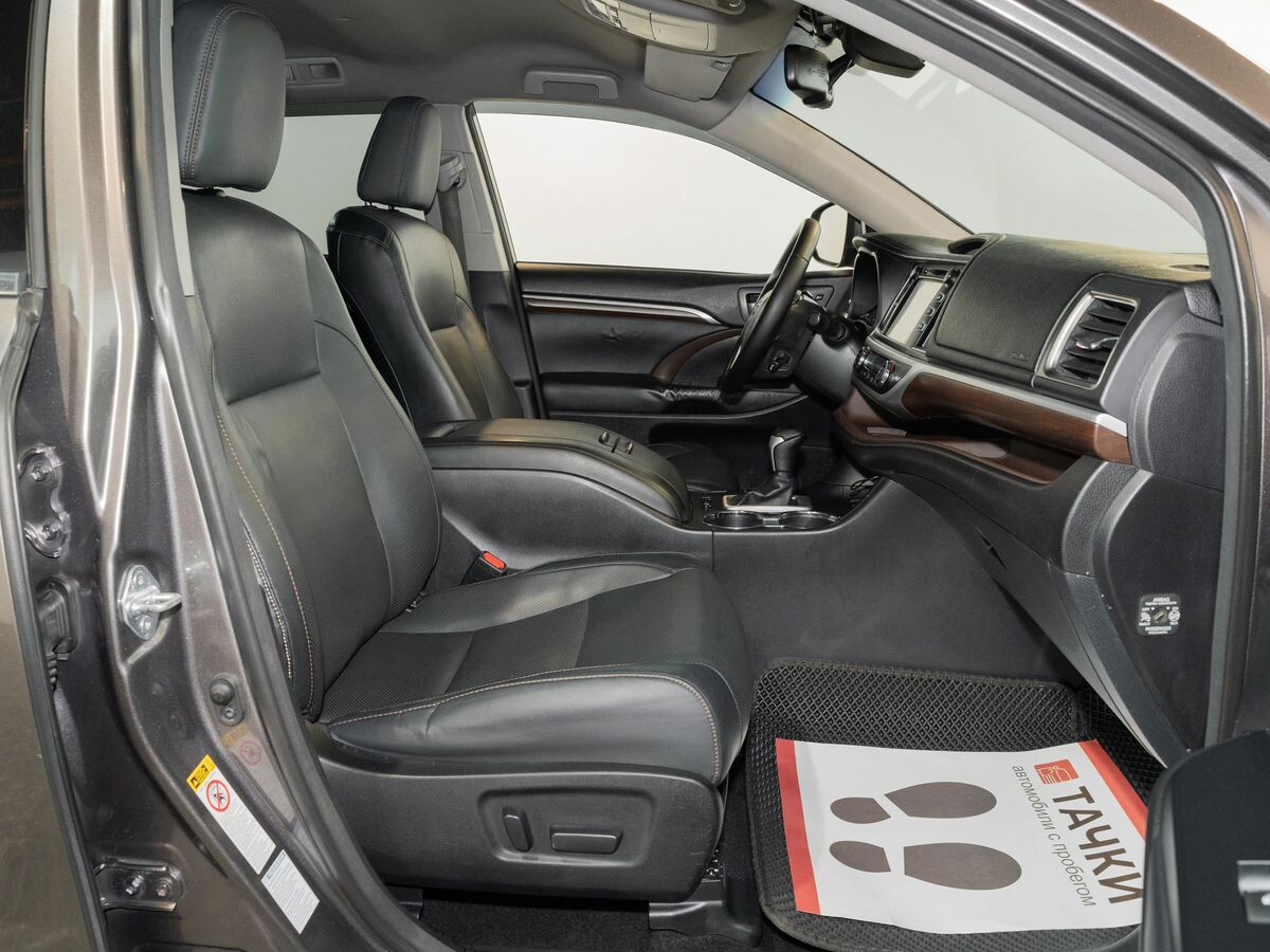 Toyota Highlander 2015 - фото автомобиля