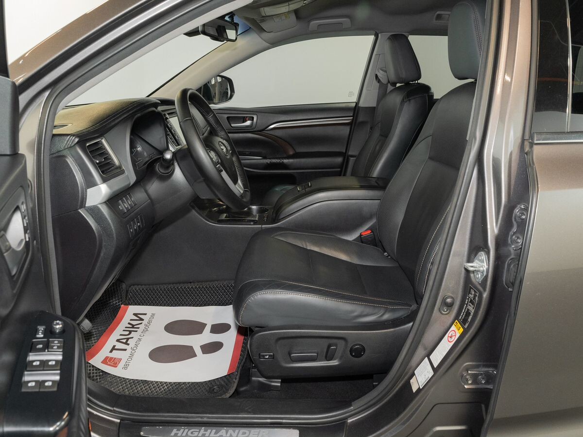 Toyota Highlander 2015 - фото автомобиля