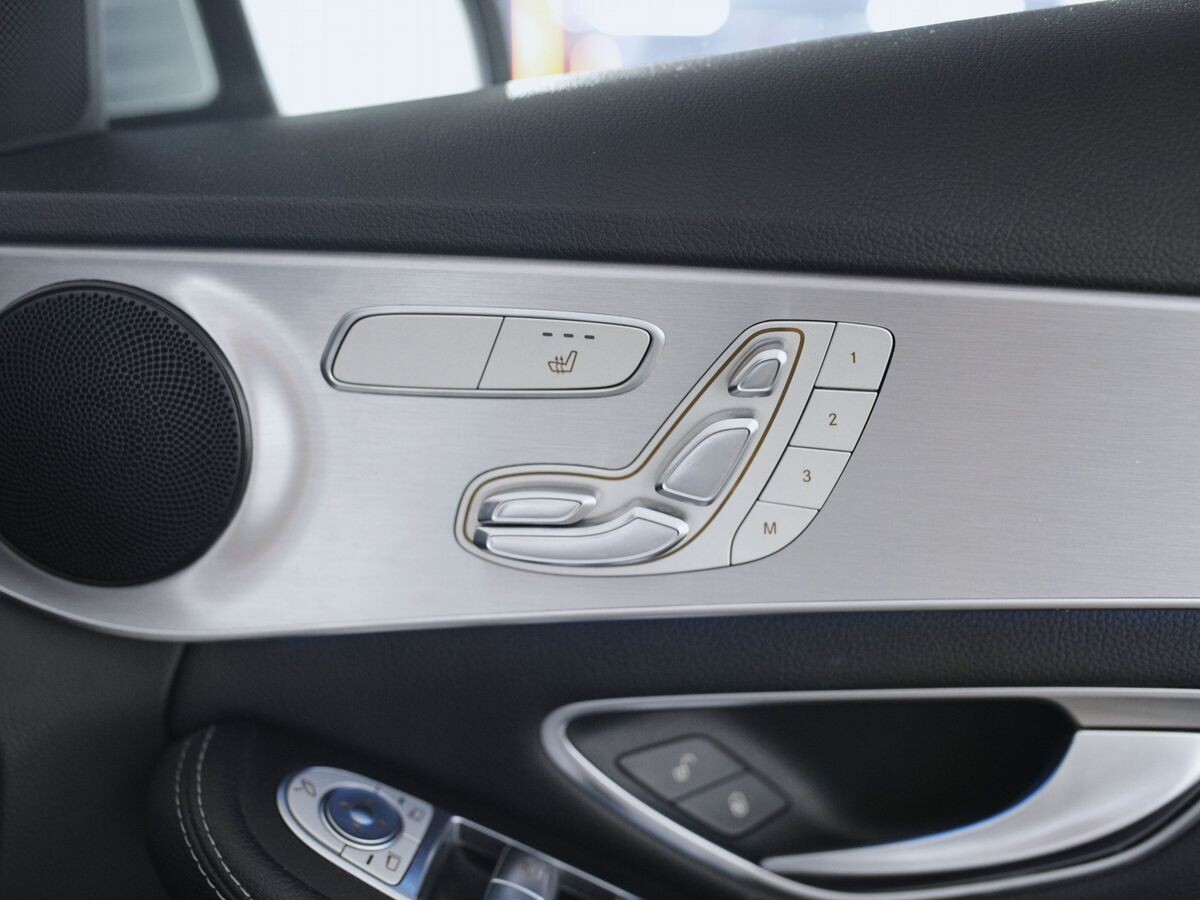 Mercedes-Benz C-Class 2017 - фото автомобиля