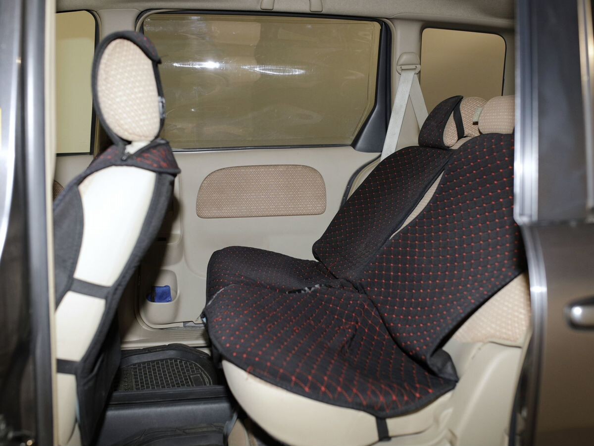 Toyota Sienta 2015 - фото автомобиля
