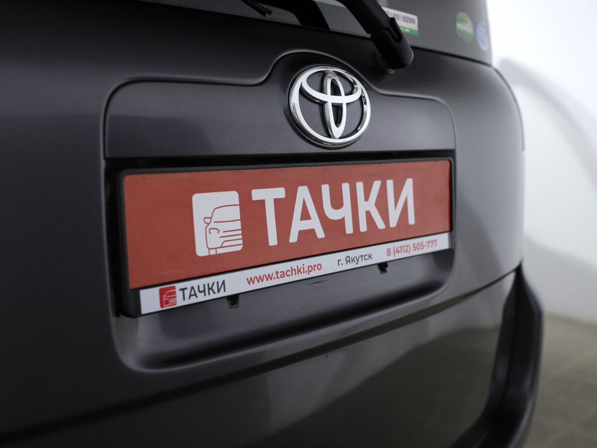 Toyota Sienta 2015 - фото автомобиля
