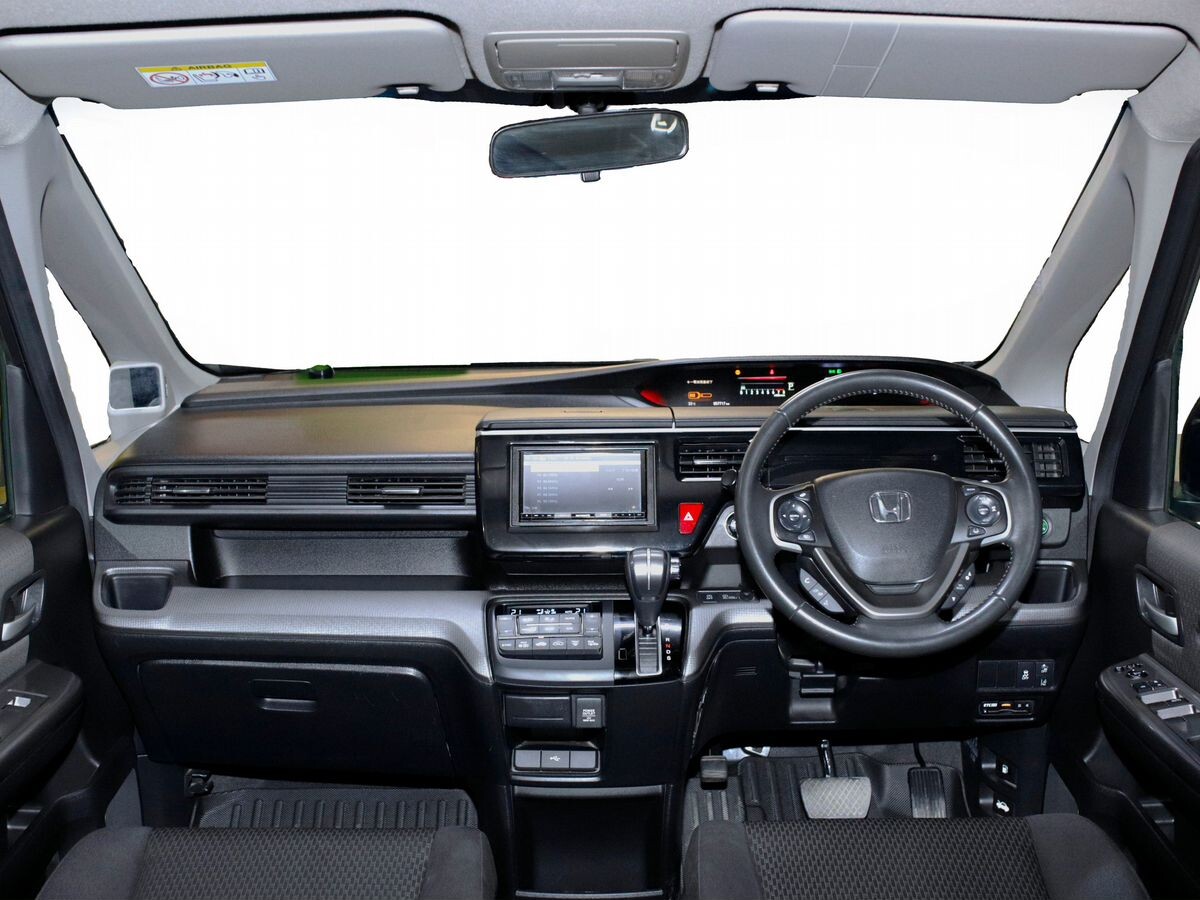 Honda Stepwgn 2020 - фото автомобиля