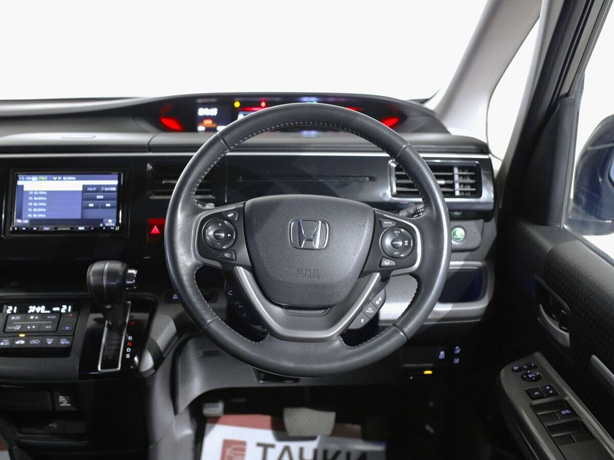 Honda Stepwgn 2020 - фото автомобиля