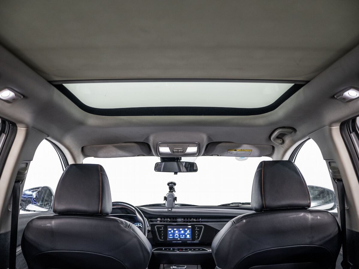Oshan X7 2020 - фото автомобиля