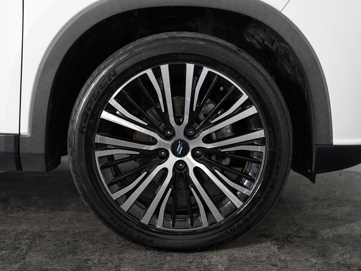 Oshan X7 2020 - фото автомобиля