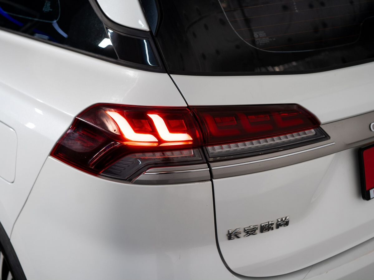 Oshan X7 2020 - фото автомобиля