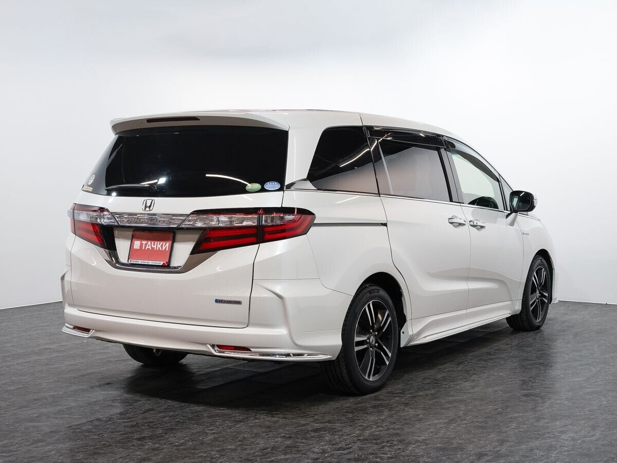 Honda Odyssey 2016 - фото автомобиля