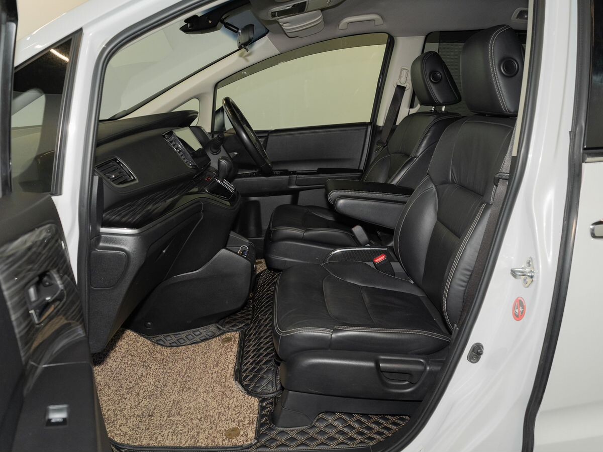 Honda Odyssey 2016 - фото автомобиля
