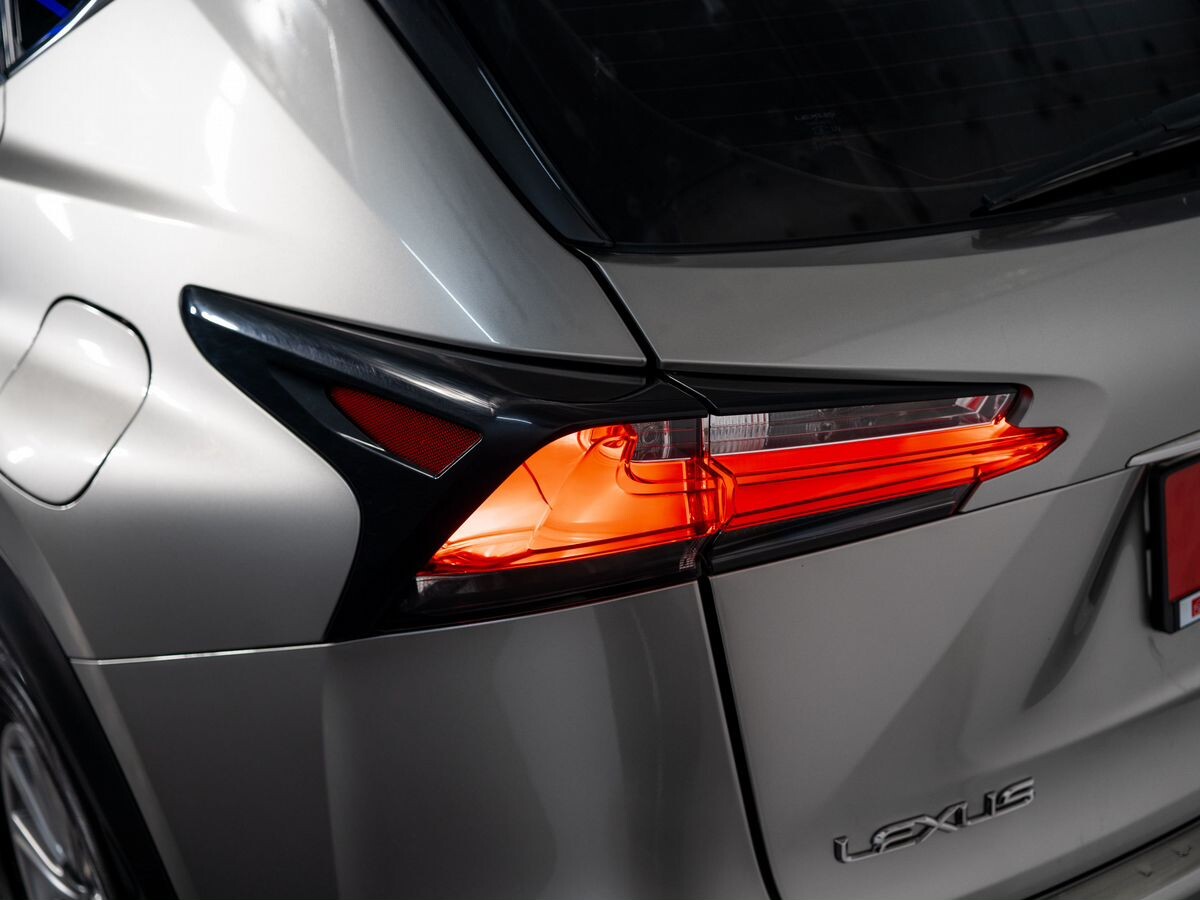 Lexus NX200 2015 - фото автомобиля