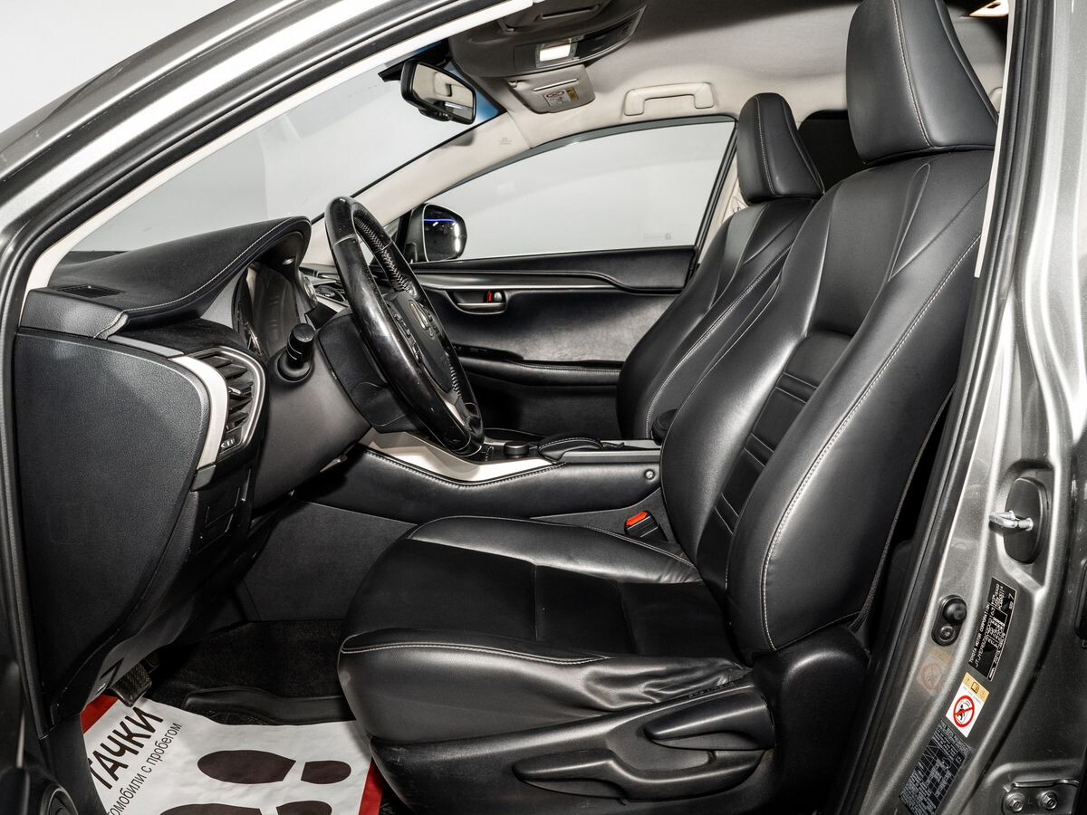 Lexus NX200 2015 - фото автомобиля