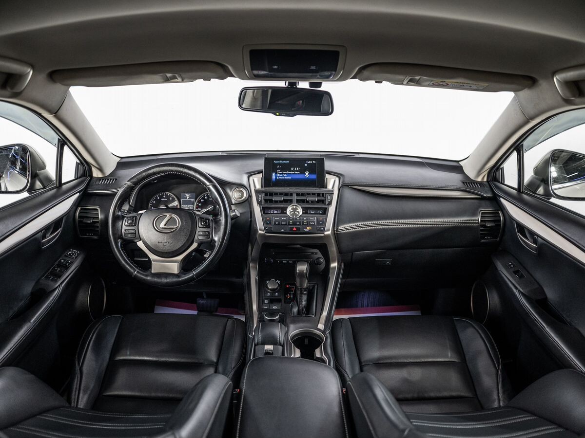 Lexus NX200 2015 - фото автомобиля