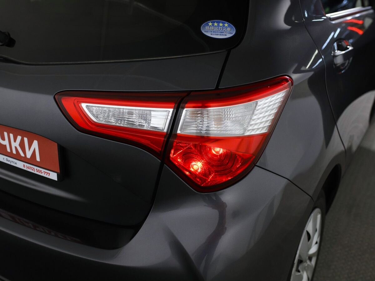 Toyota Vitz 2019 - фото автомобиля