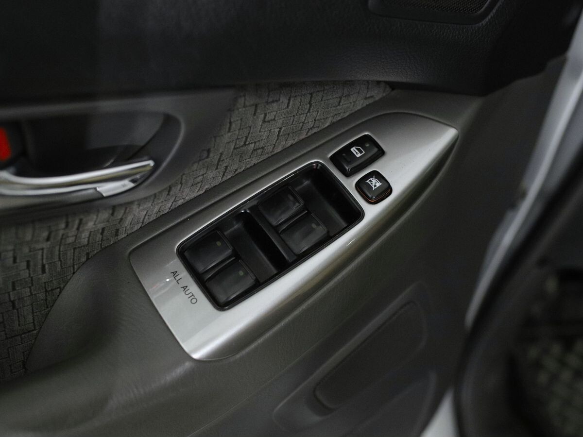 Toyota Land Cruiser Prado 2006 - фото автомобиля