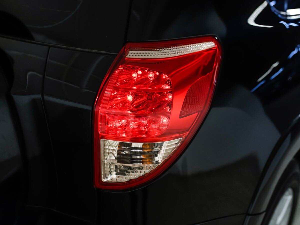 Toyota RAV4 2007 - фото автомобиля