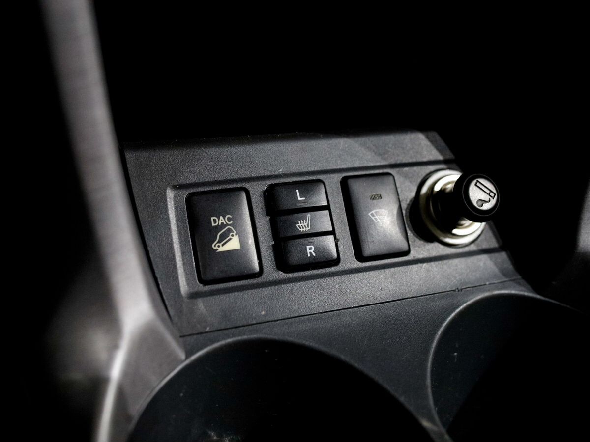 Toyota RAV4 2007 - фото автомобиля