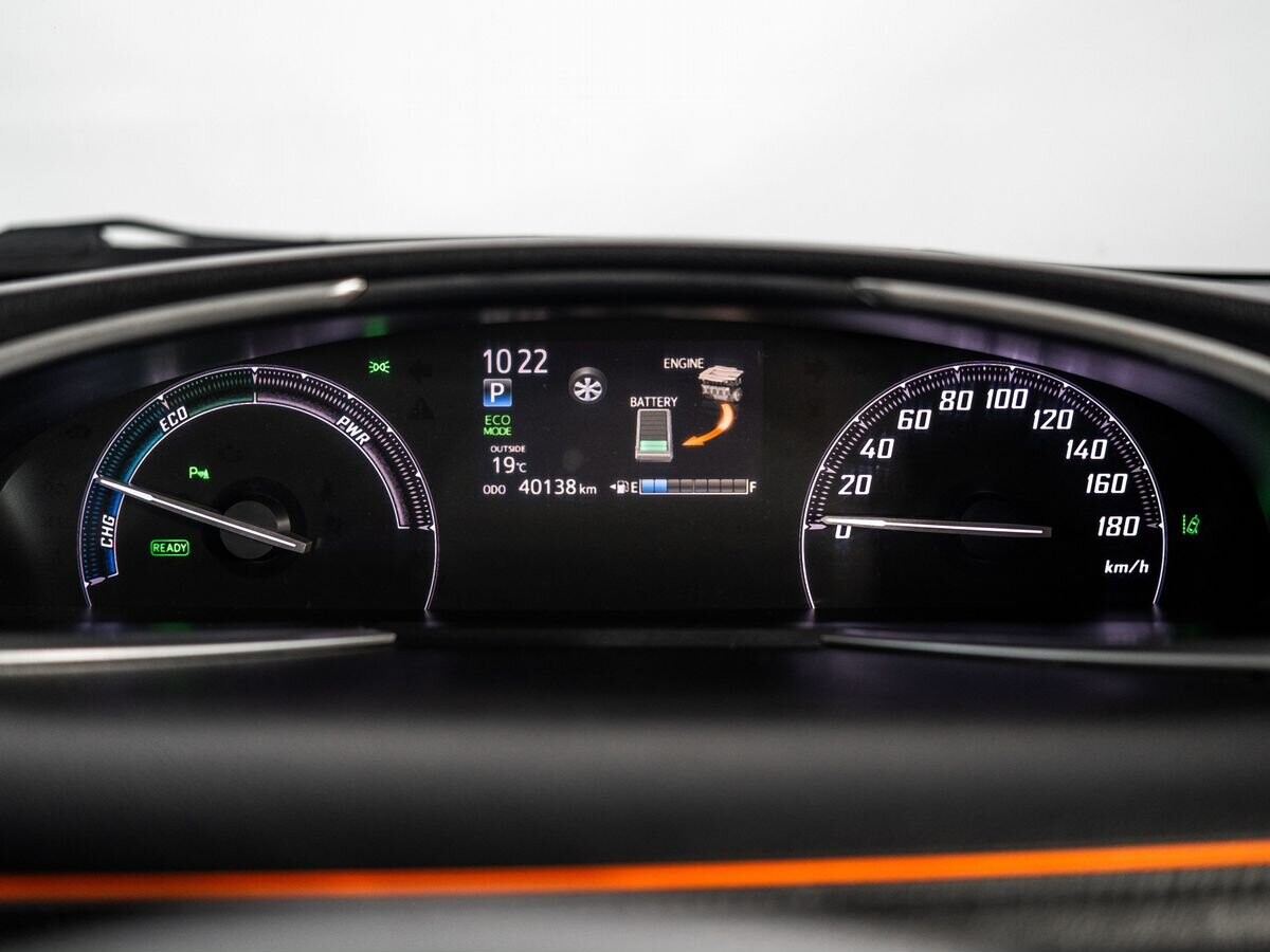 Toyota Sienta 2018 - фото автомобиля