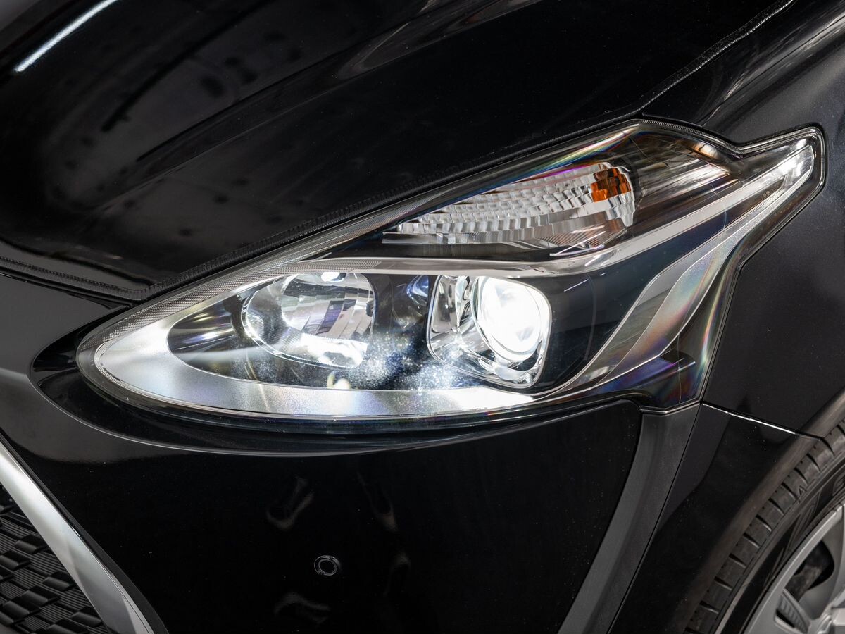 Toyota Sienta 2018 - фото автомобиля