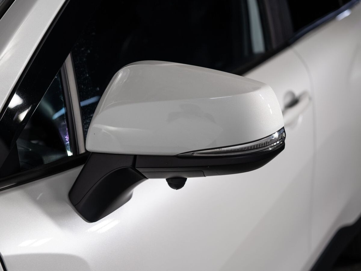 Toyota Corolla Cross 2025 - фото автомобиля