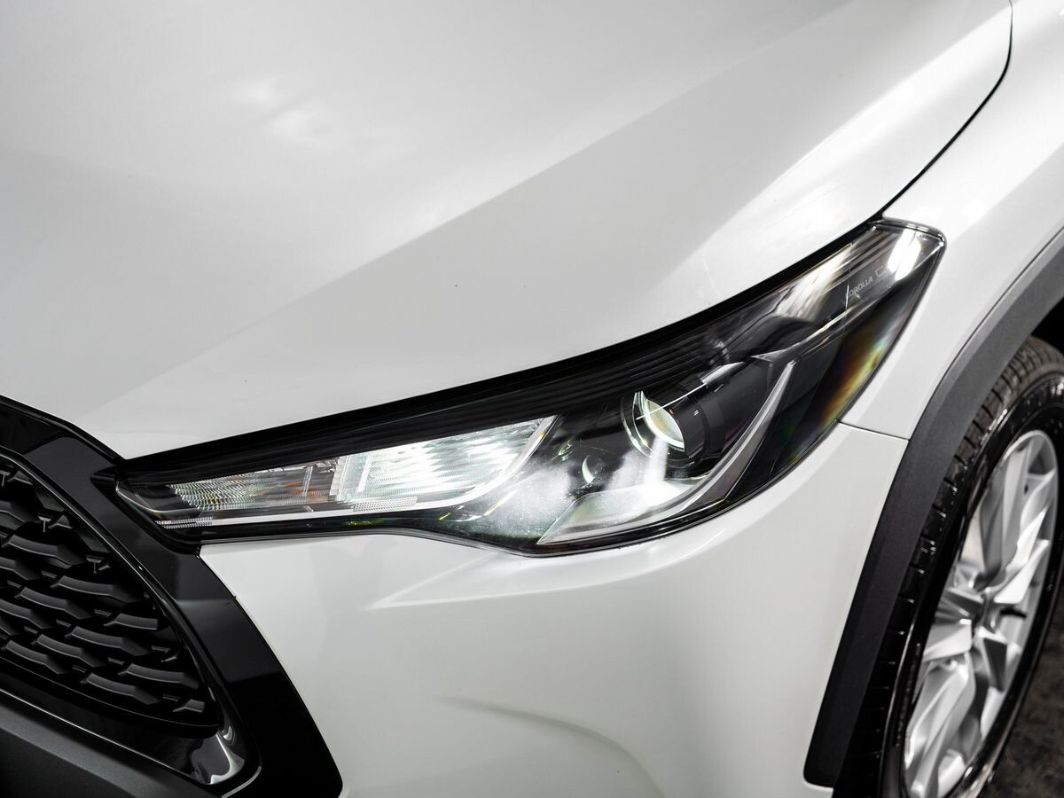 Toyota Corolla Cross 2025 - фото автомобиля
