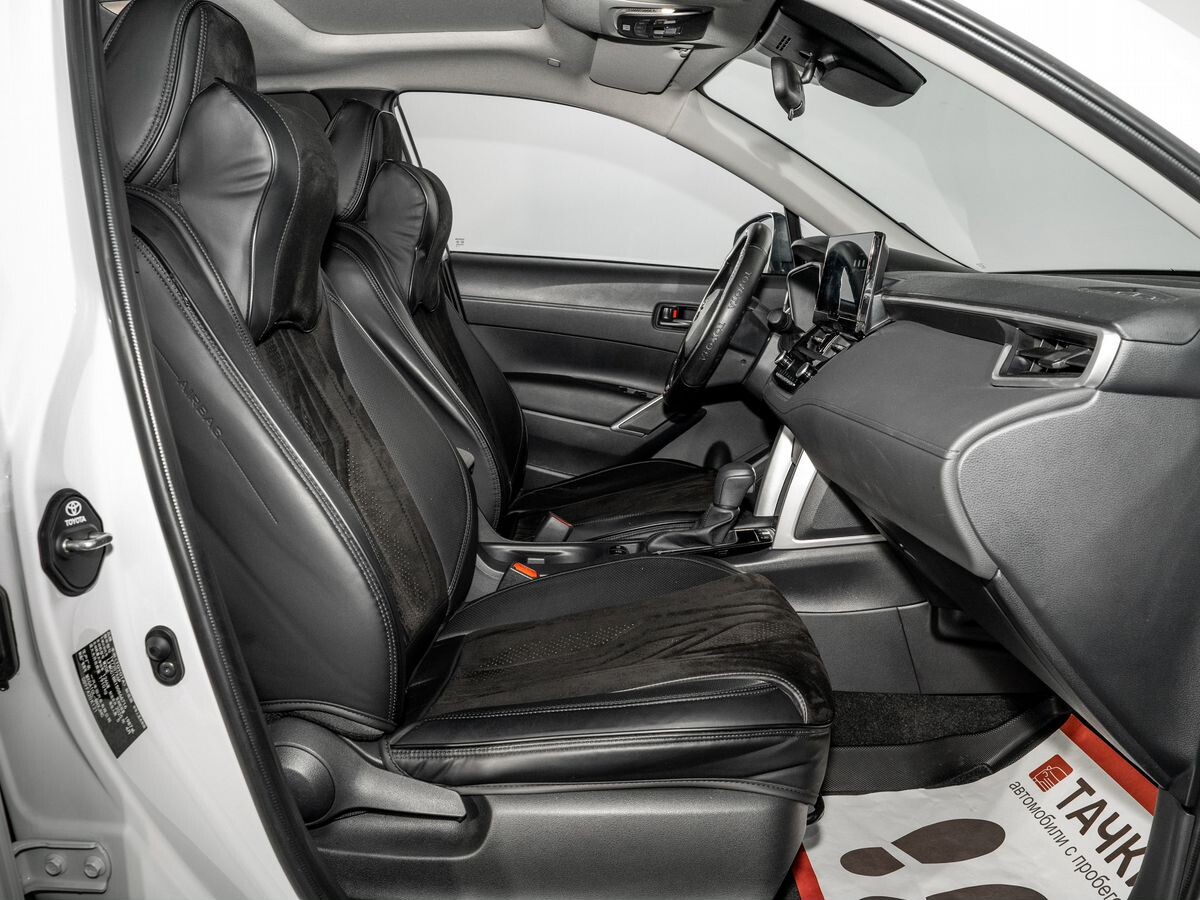 Toyota Corolla Cross 2025 - фото автомобиля