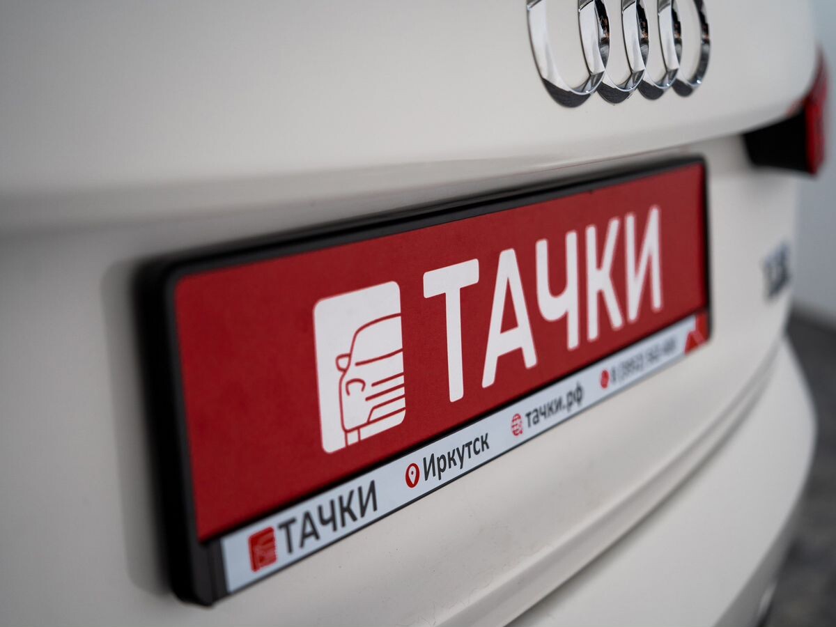 Audi Q3 2015 - фото автомобиля