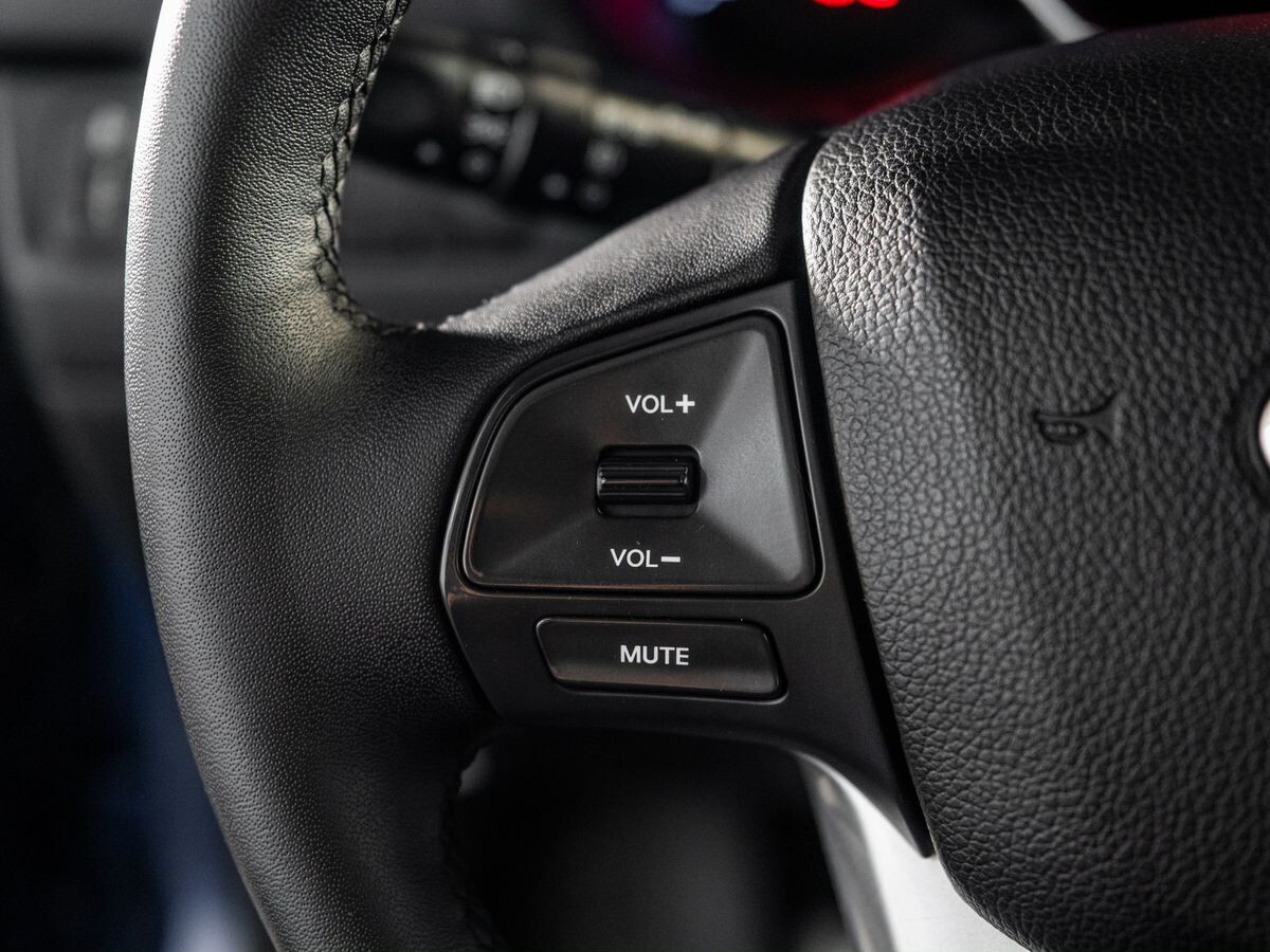 Kia Rio 2013 - фото автомобиля