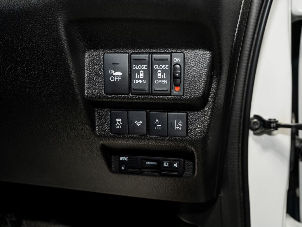 Honda Freed 2016 - фото автомобиля