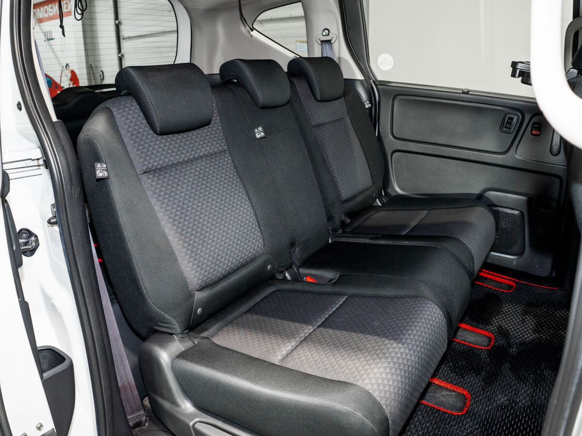 Honda Freed 2016 - фото автомобиля