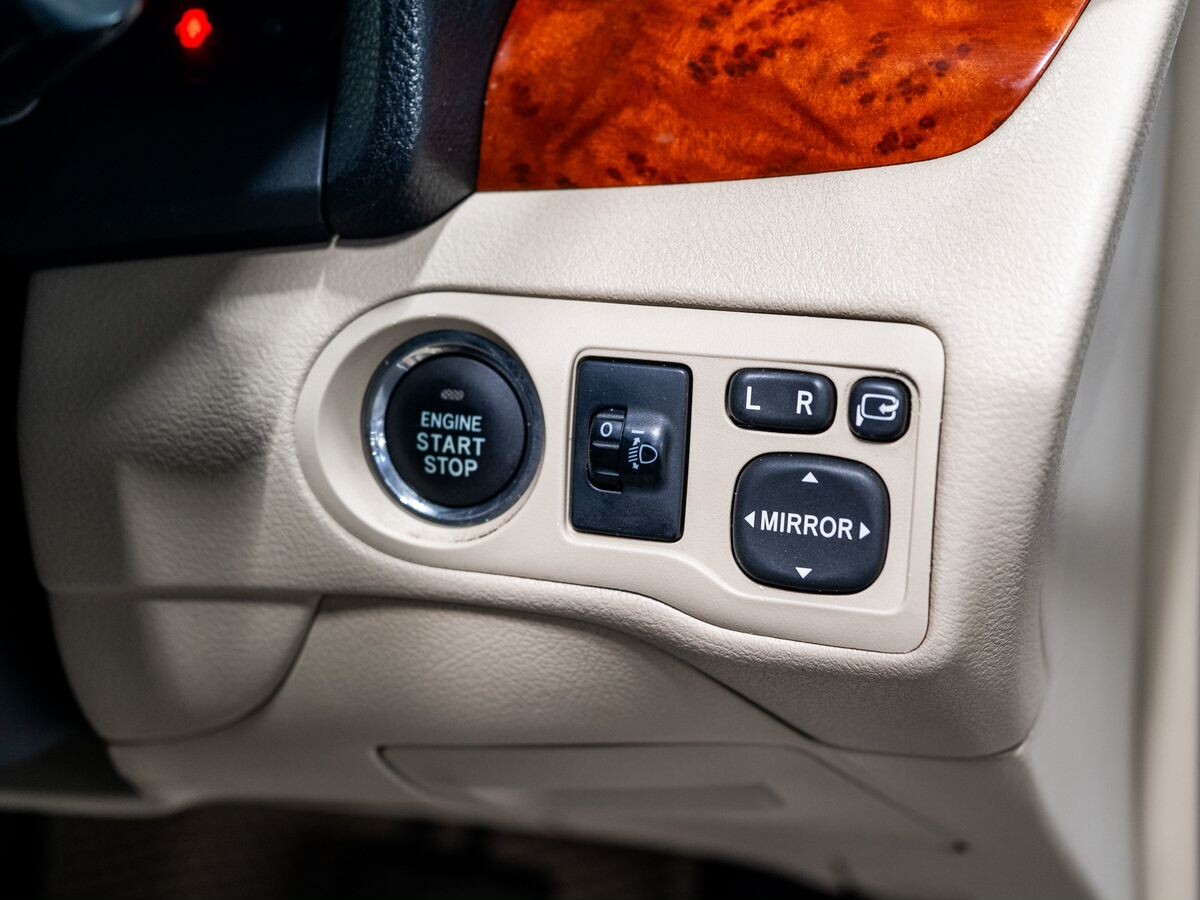 Toyota Premio 2014 - фото автомобиля
