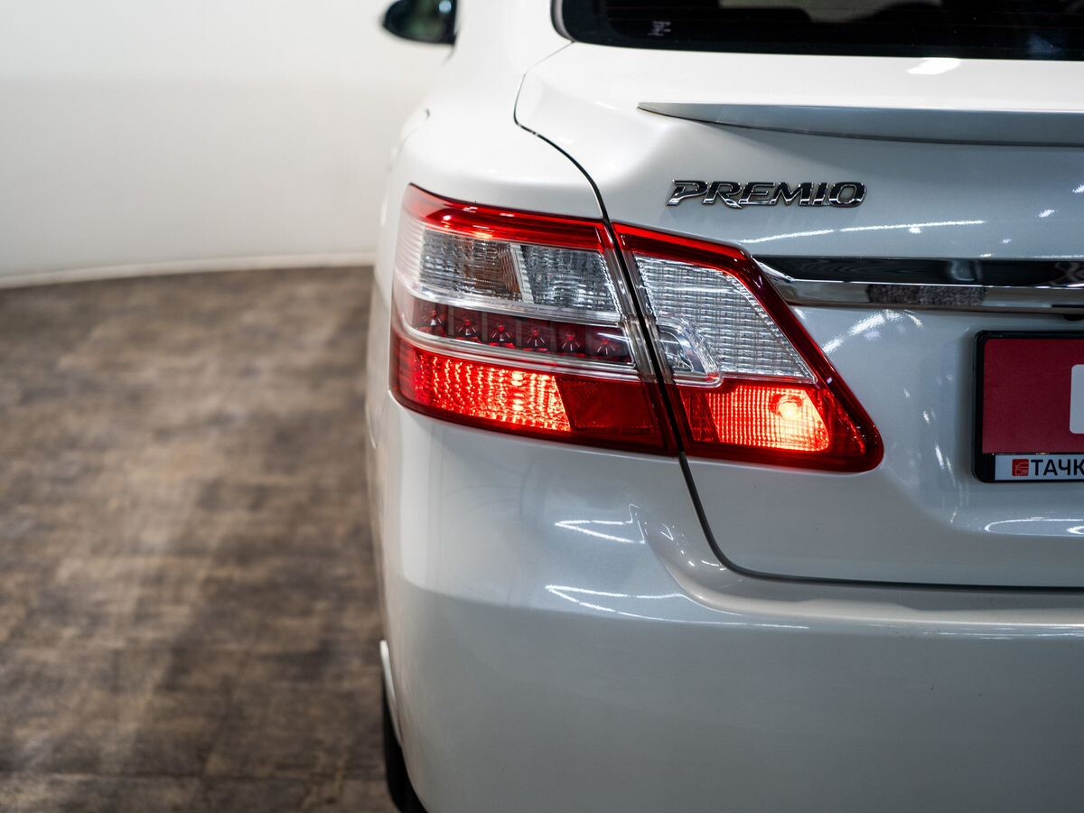 Toyota Premio 2014 - фото автомобиля