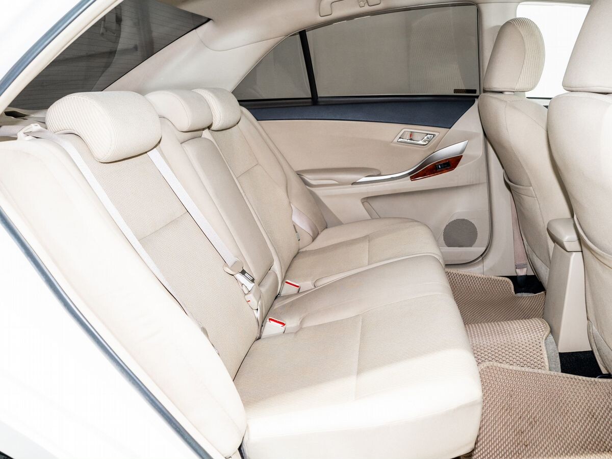 Toyota Premio 2014 - фото автомобиля