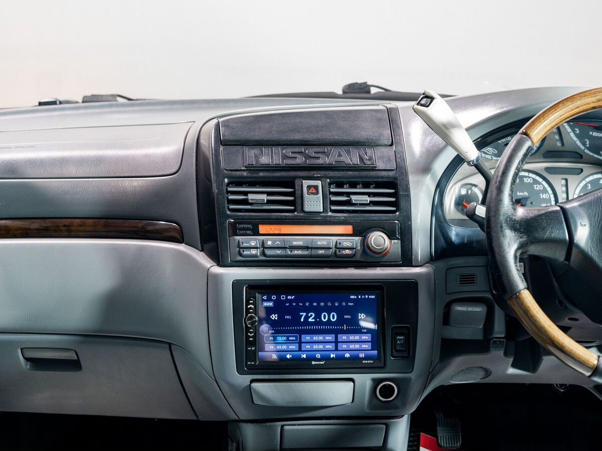 Nissan Presage 1998 - фото автомобиля