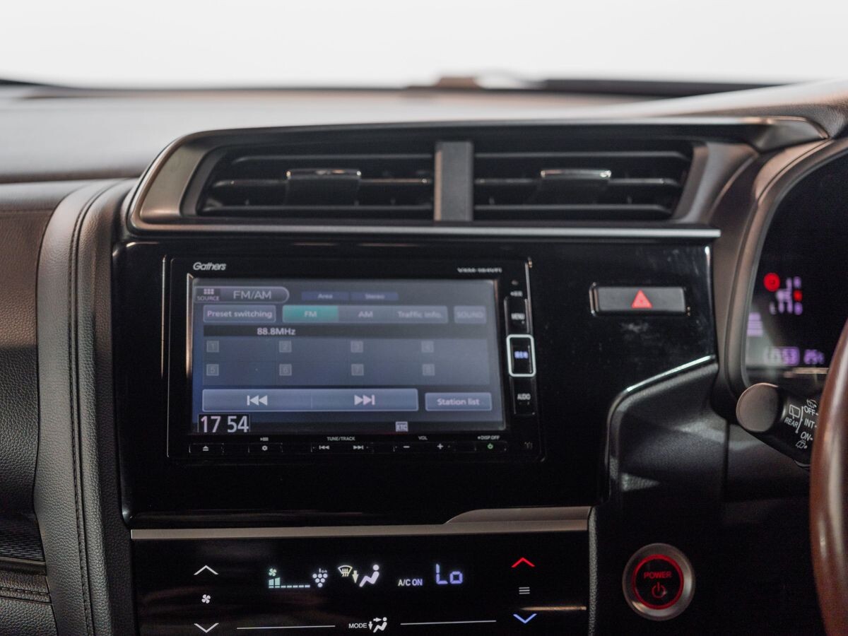 Honda Fit 2017 - фото автомобиля