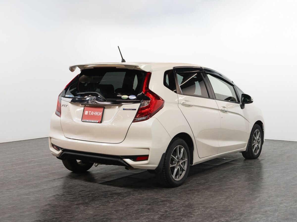 Honda Fit 2017 - фото автомобиля