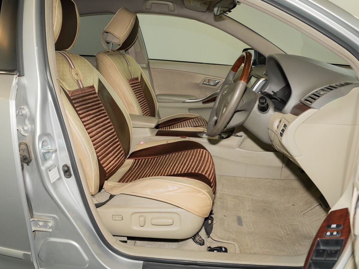 Toyota Premio 2011 - фото автомобиля