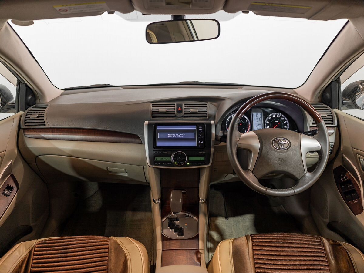 Toyota Premio 2011 - фото автомобиля