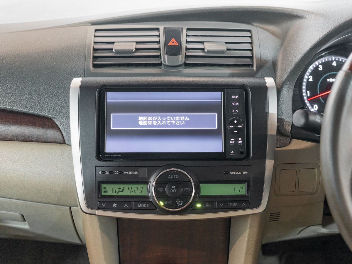 Toyota Premio 2011 - фото автомобиля