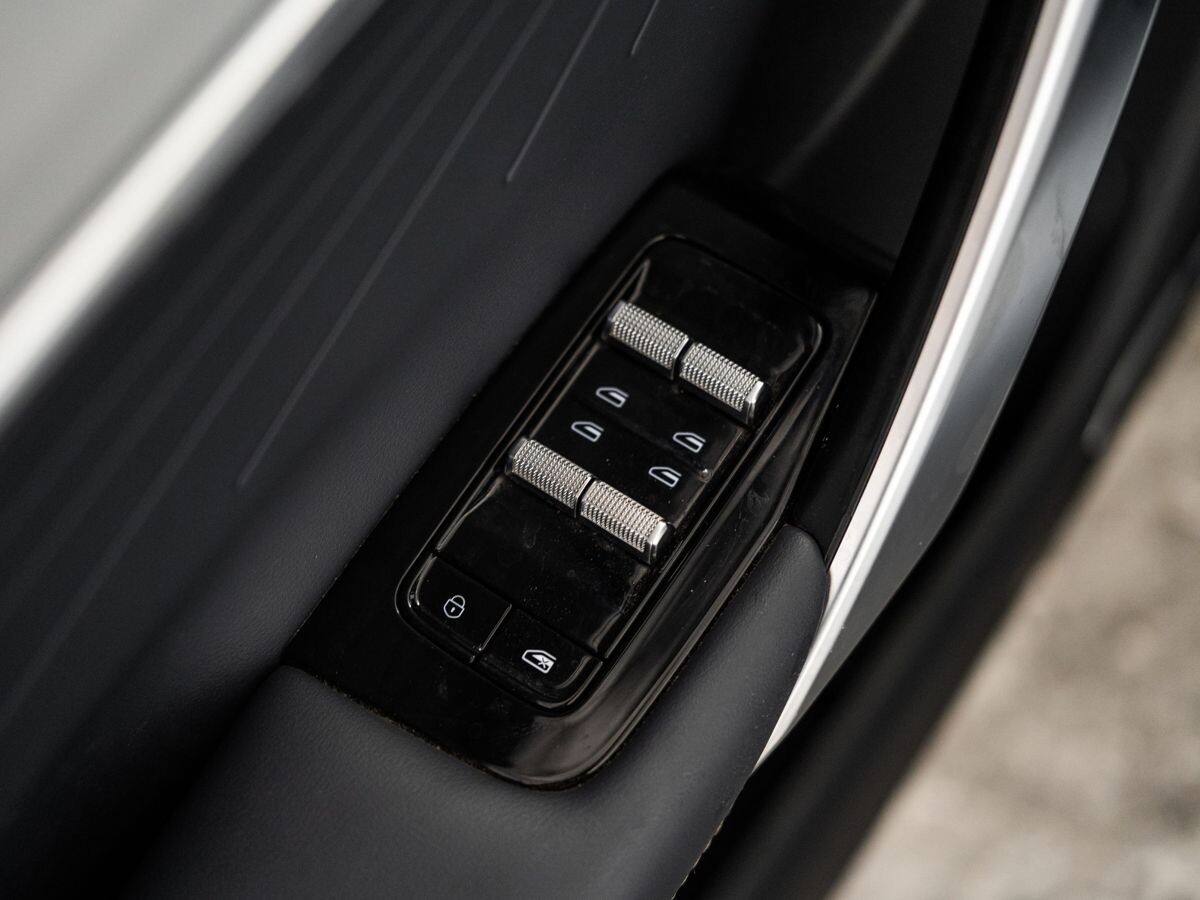 Geely Atlas 2024 - фото автомобиля