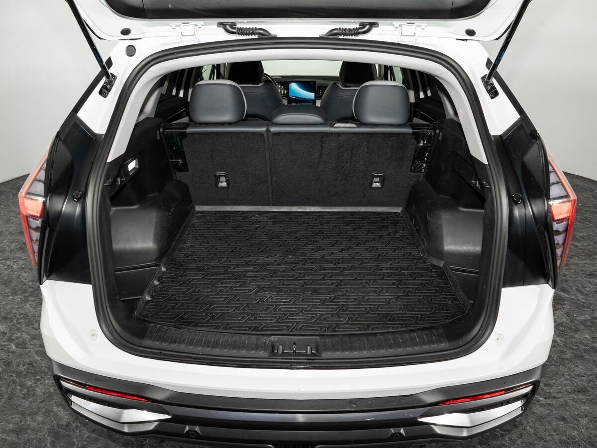 Geely Atlas 2024 - фото автомобиля