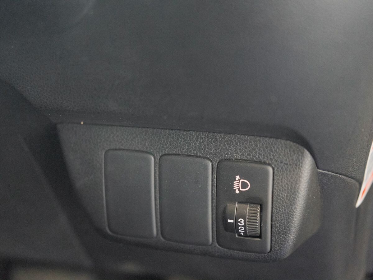 Honda Fit 2010 - фото автомобиля